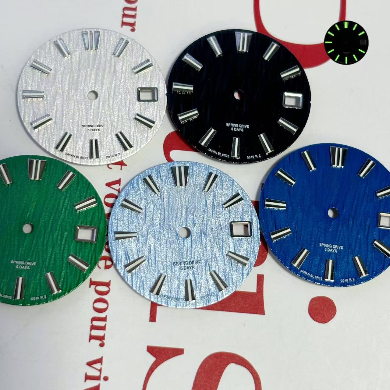 Reel Case - Montre mécanique avec calendrier lumineux vert
